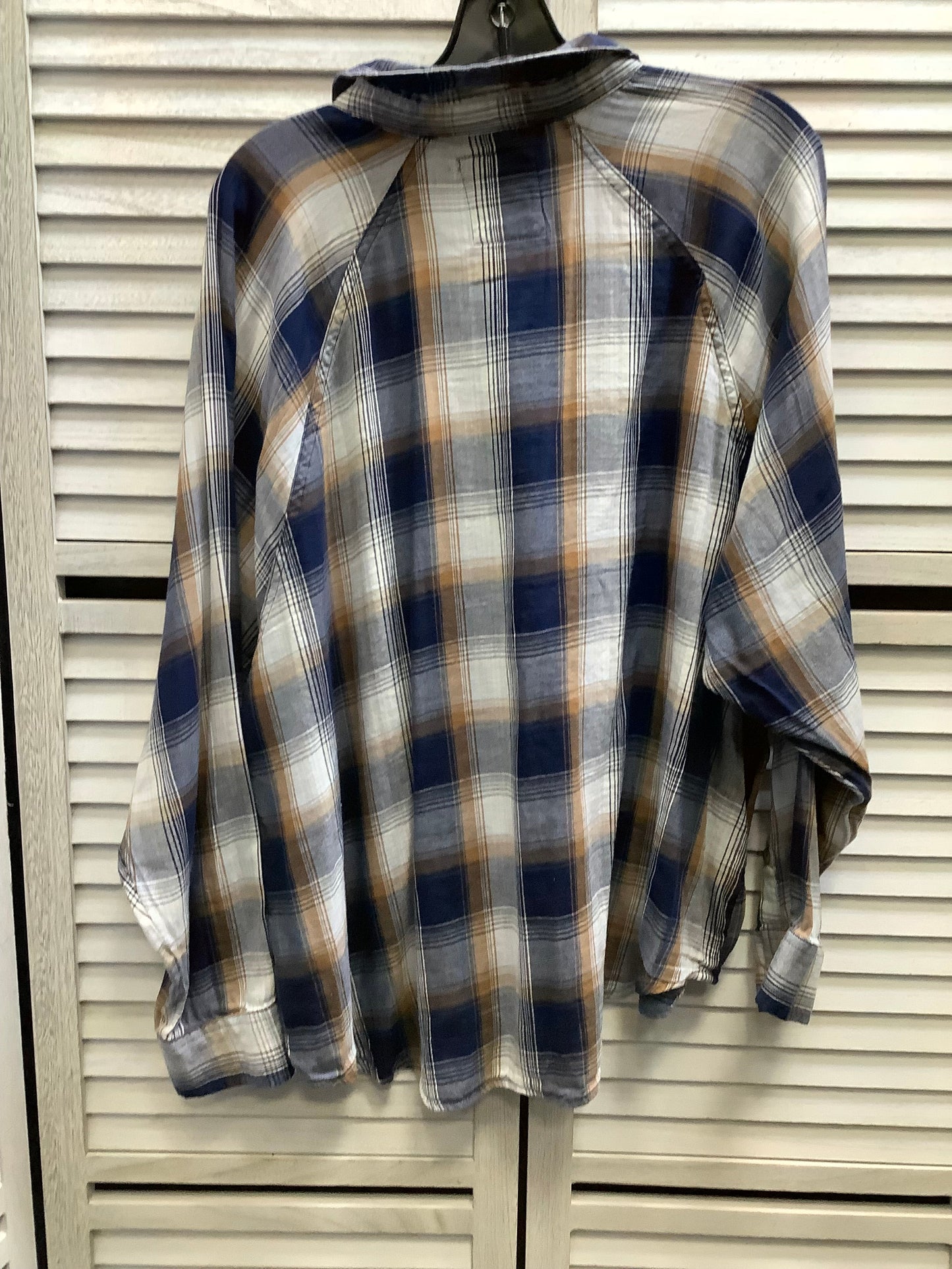 Top Long Sleeve By So In Plaid Pattern, Size: 1x