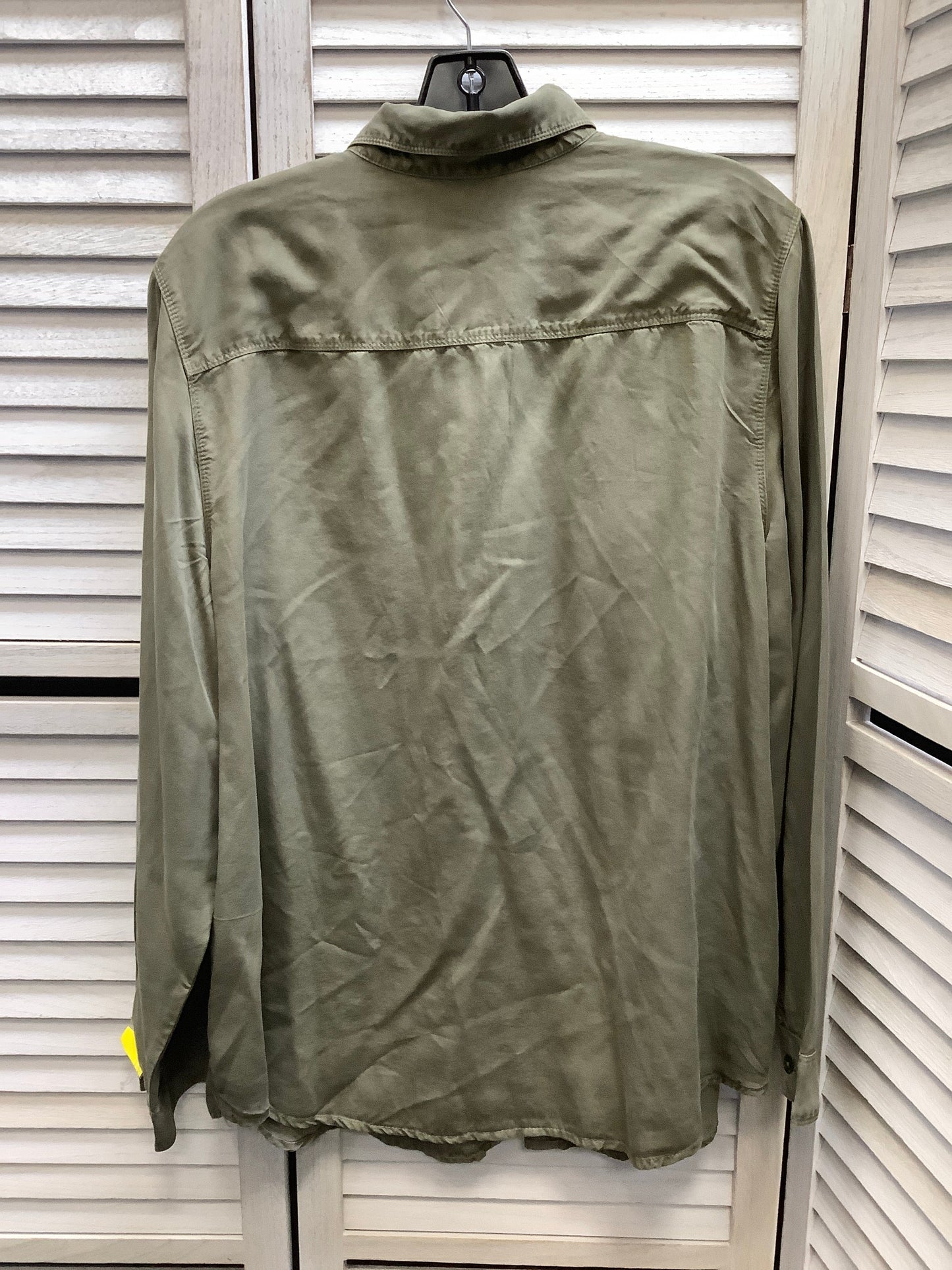 Top Long Sleeve By Chicos In Green, Size: Xl