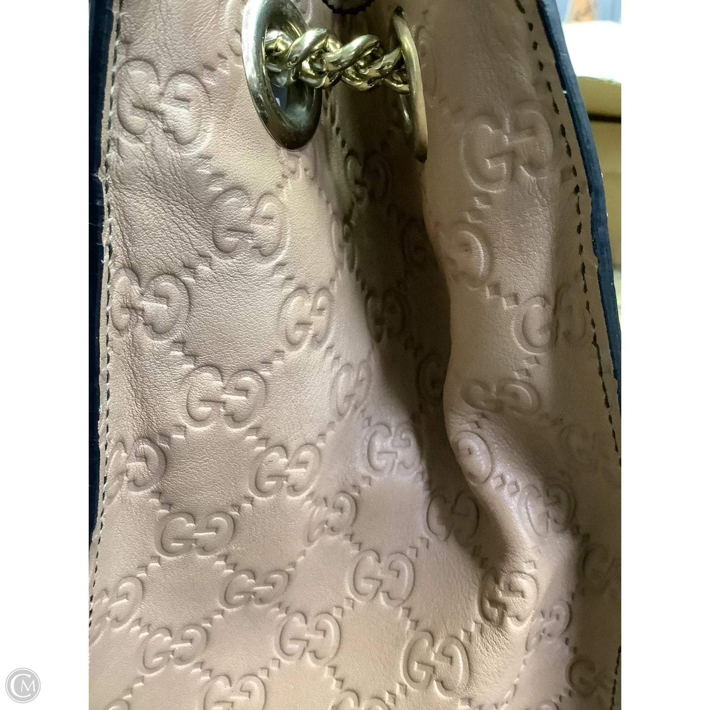 Handbag Luxury Designer By Gucci, Size: Medium