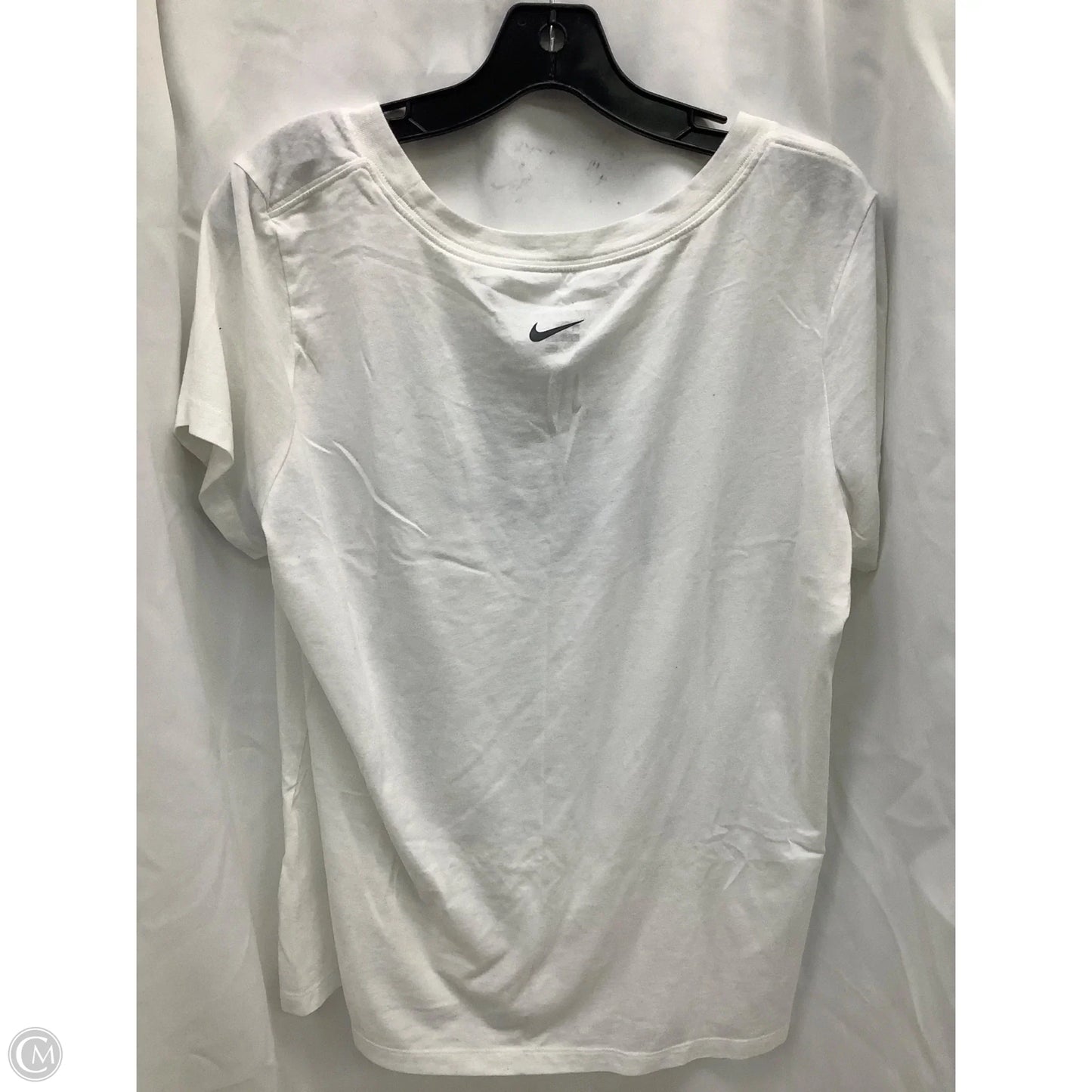 Top Short Sleeve By Nike In White, Size: Xl