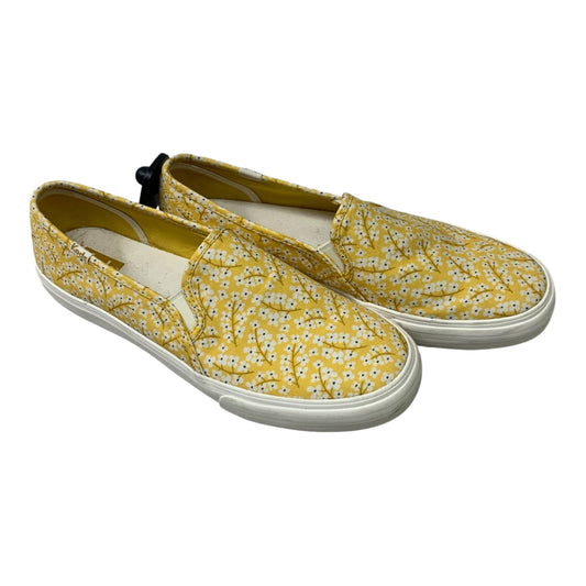 Shoes Flats By Keds In White & Yellow, Size: 10