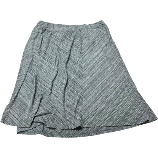 Skirt Mini & Short By Ava & Viv In Grey, Size: L