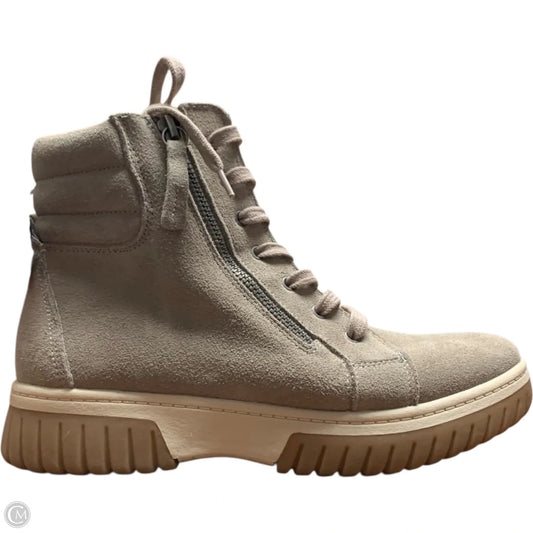 Boots Ankle Flats By White Mountain In Taupe, Size: 7.5