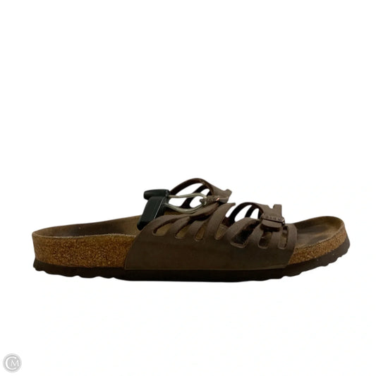 Sandals Flats By Birkenstock In Brown, Size: 7