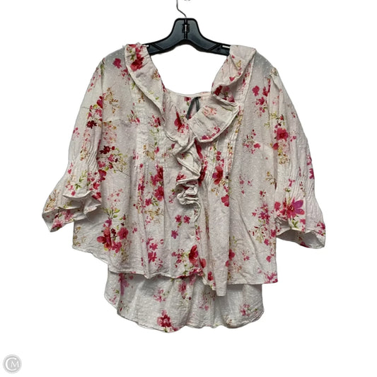 Top Short Sleeve By Anthropologie In Pink & White, Size: 1x
