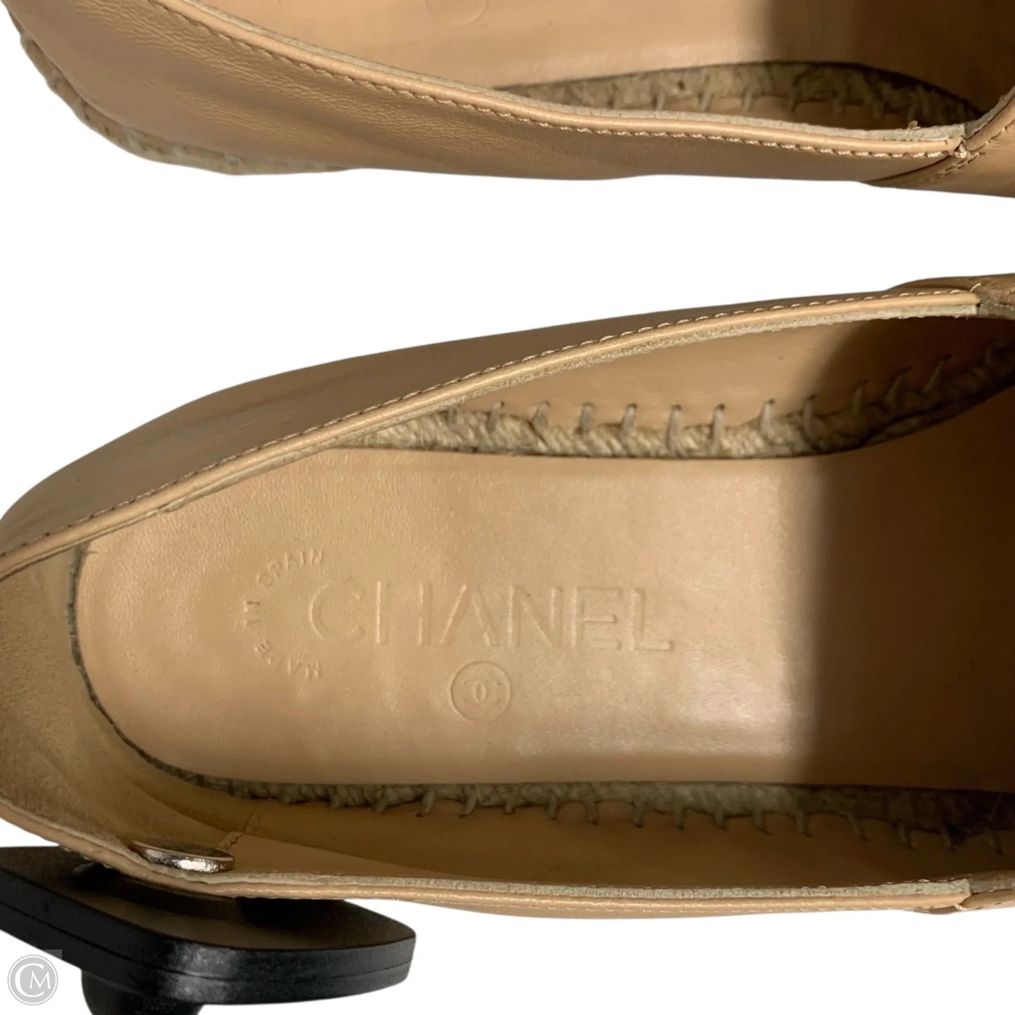 Shoes Luxury Designer By Chanel In Black & Tan, Size: 9