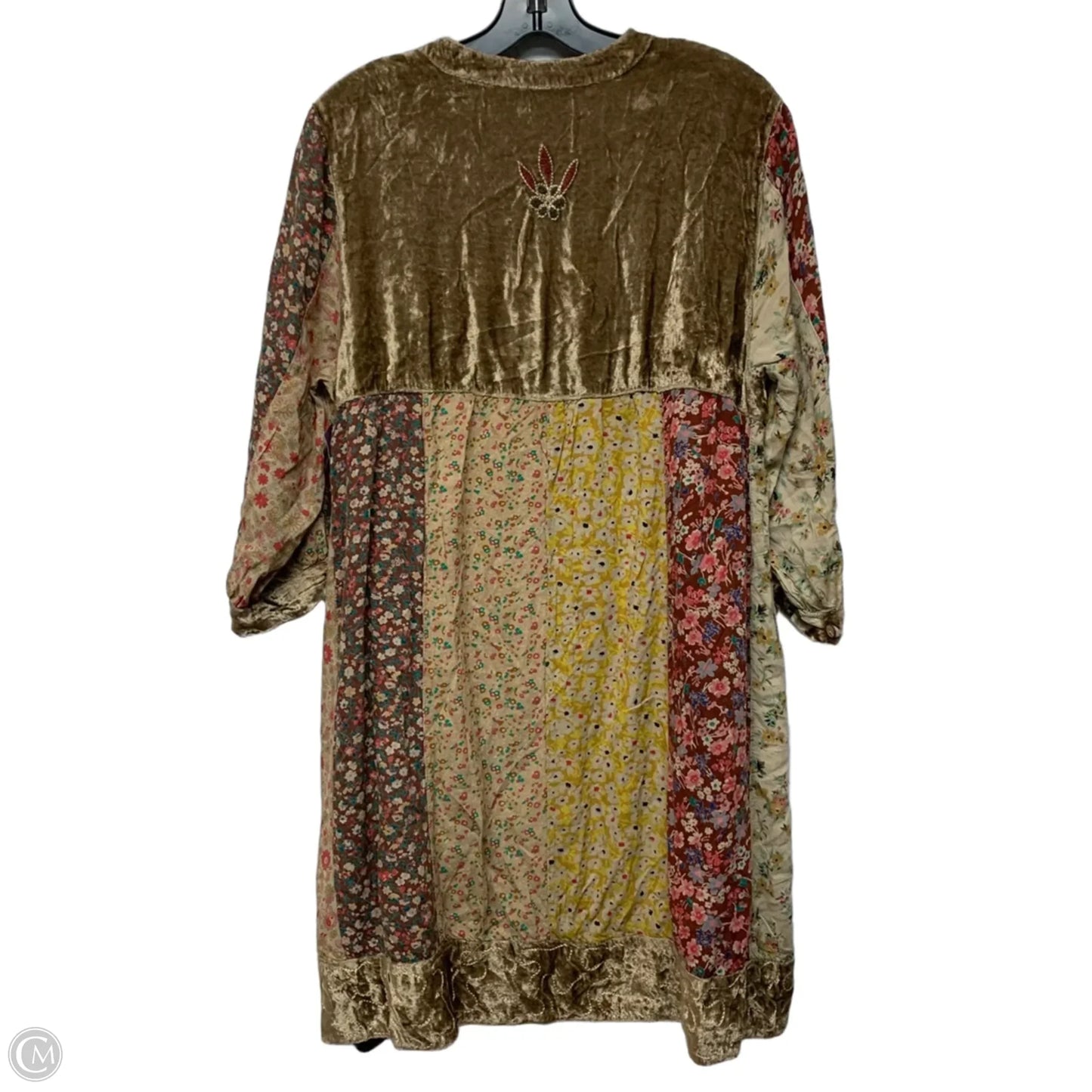 Dress Casual Short By Young Threads In Tan, Size: M