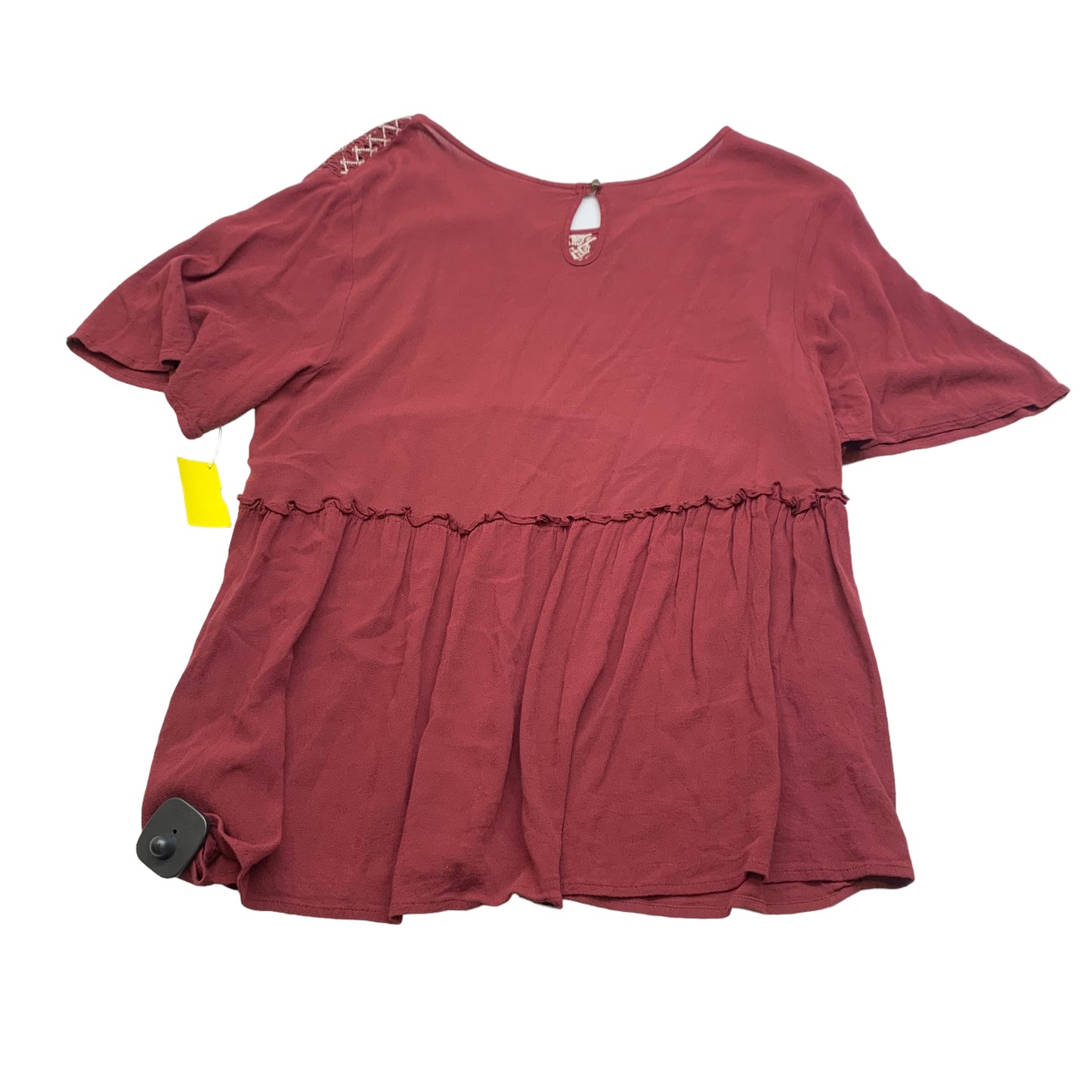 Top Short Sleeve By Knox Rose  Size: 1x