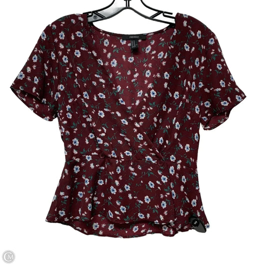 Top Short Sleeve By Forever 21 In Red, Size: M