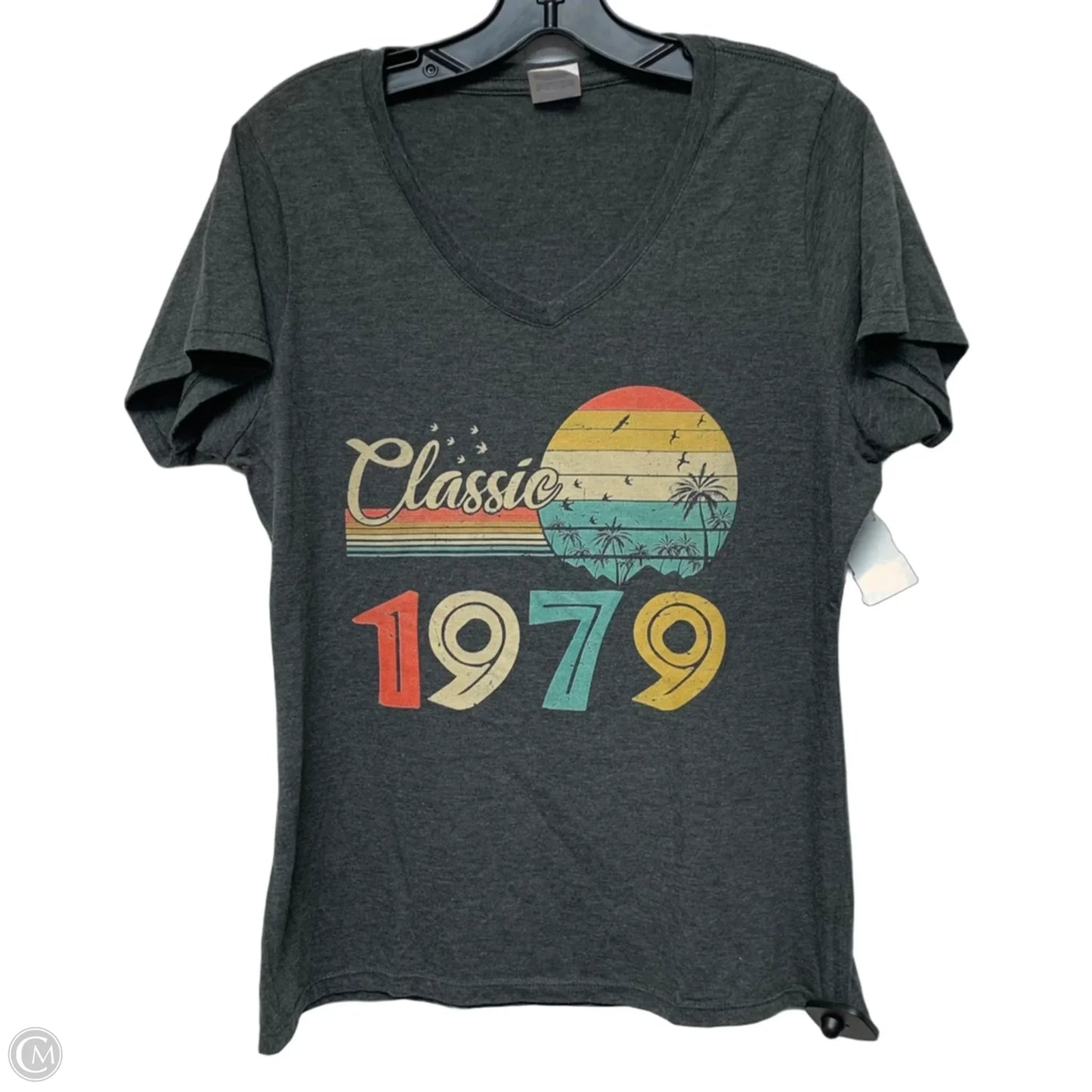 Top Short Sleeve By Port & Company In Grey, Size: L