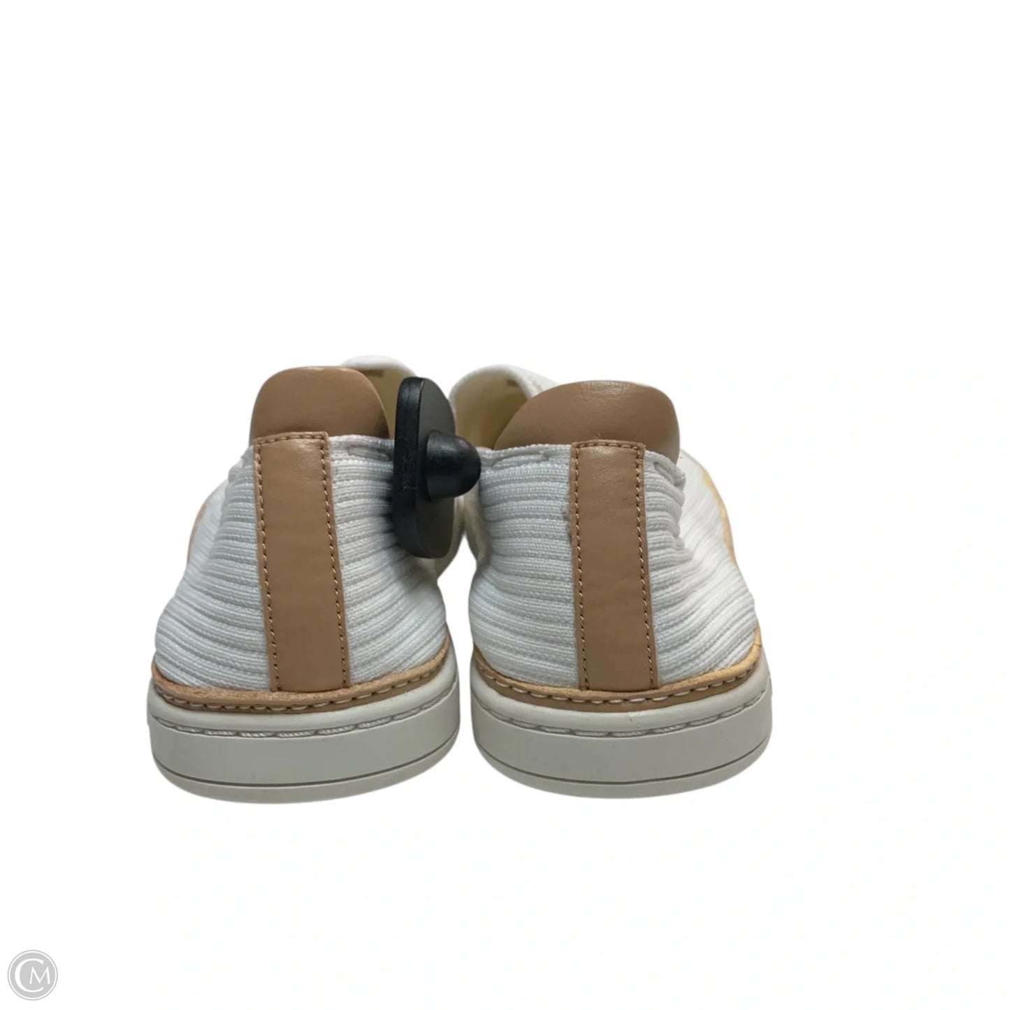 Shoes Designer By Ugg In White, Size: 8.5