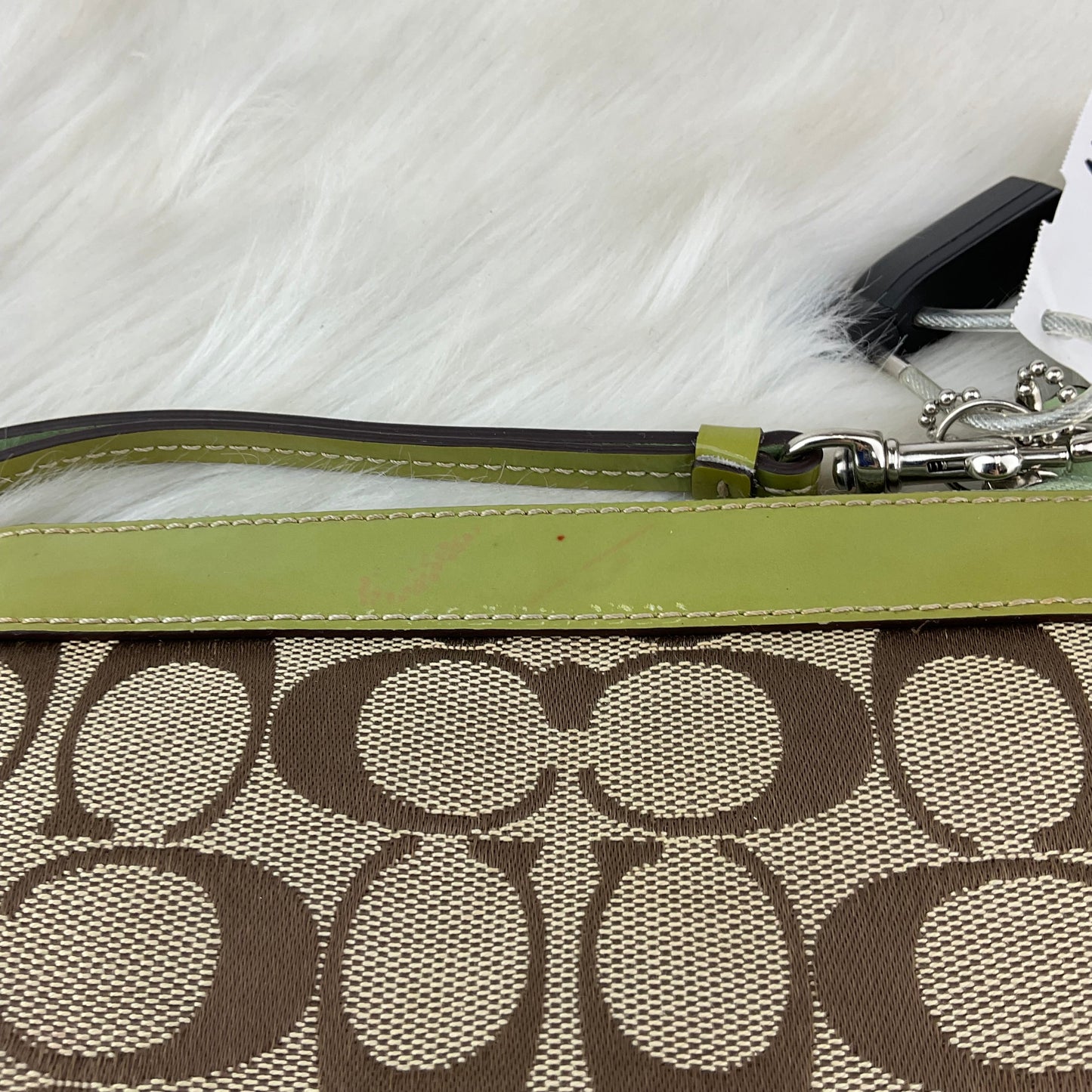 Wristlet Designer Coach, Size Medium