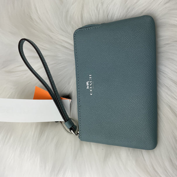 Wristlet Designer By Michael Kors, Size: Medium