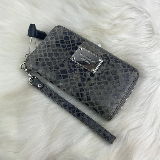 Wristlet Designer By Michael Kors  Size: Large