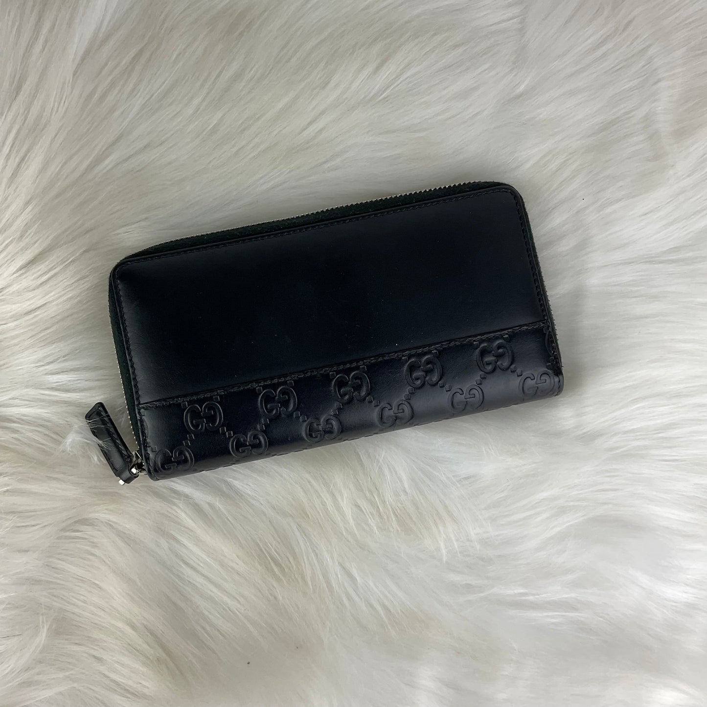 Wallet Luxury Designer By Gucci  Size: Medium