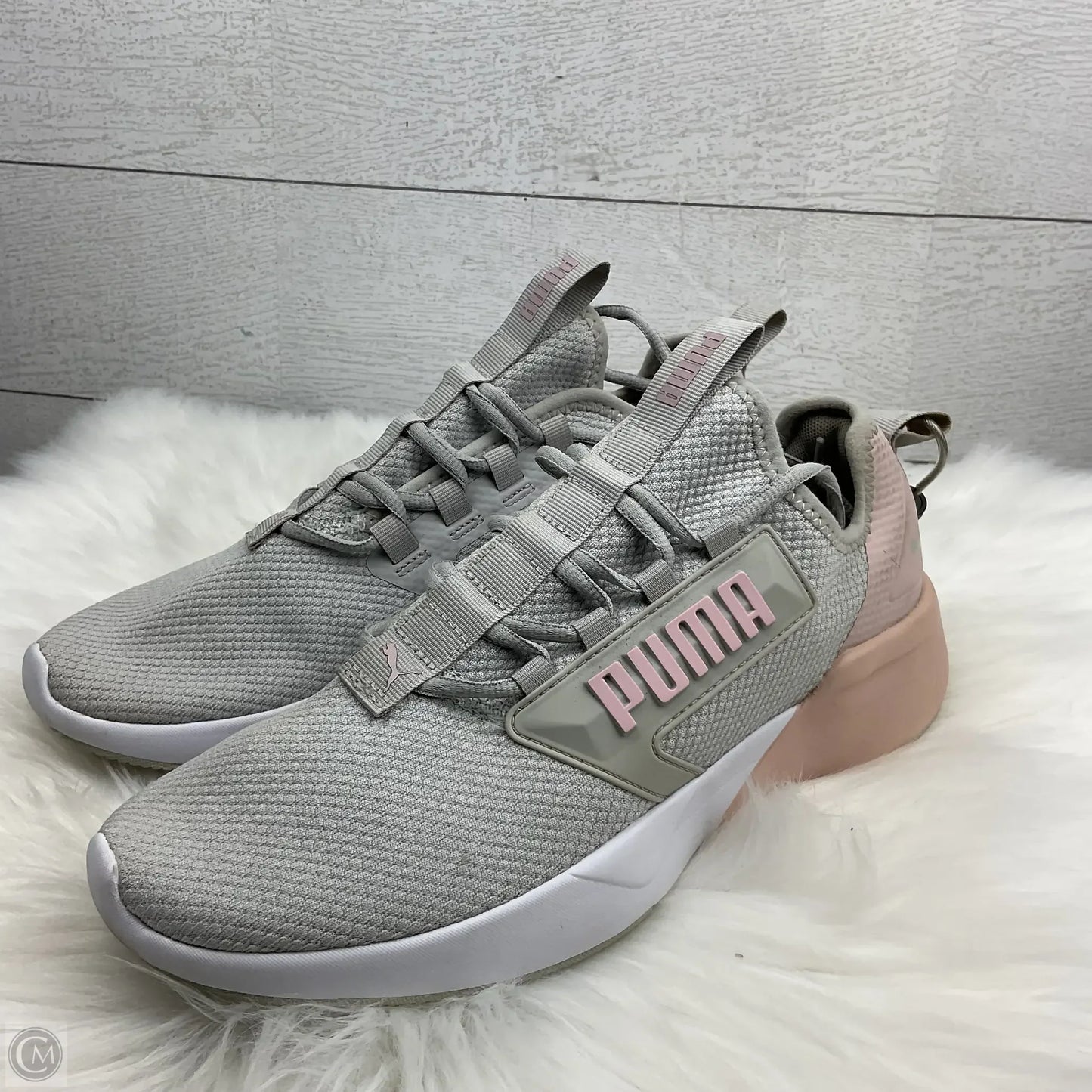 Shoes Athletic By Puma In Grey, Size: 10