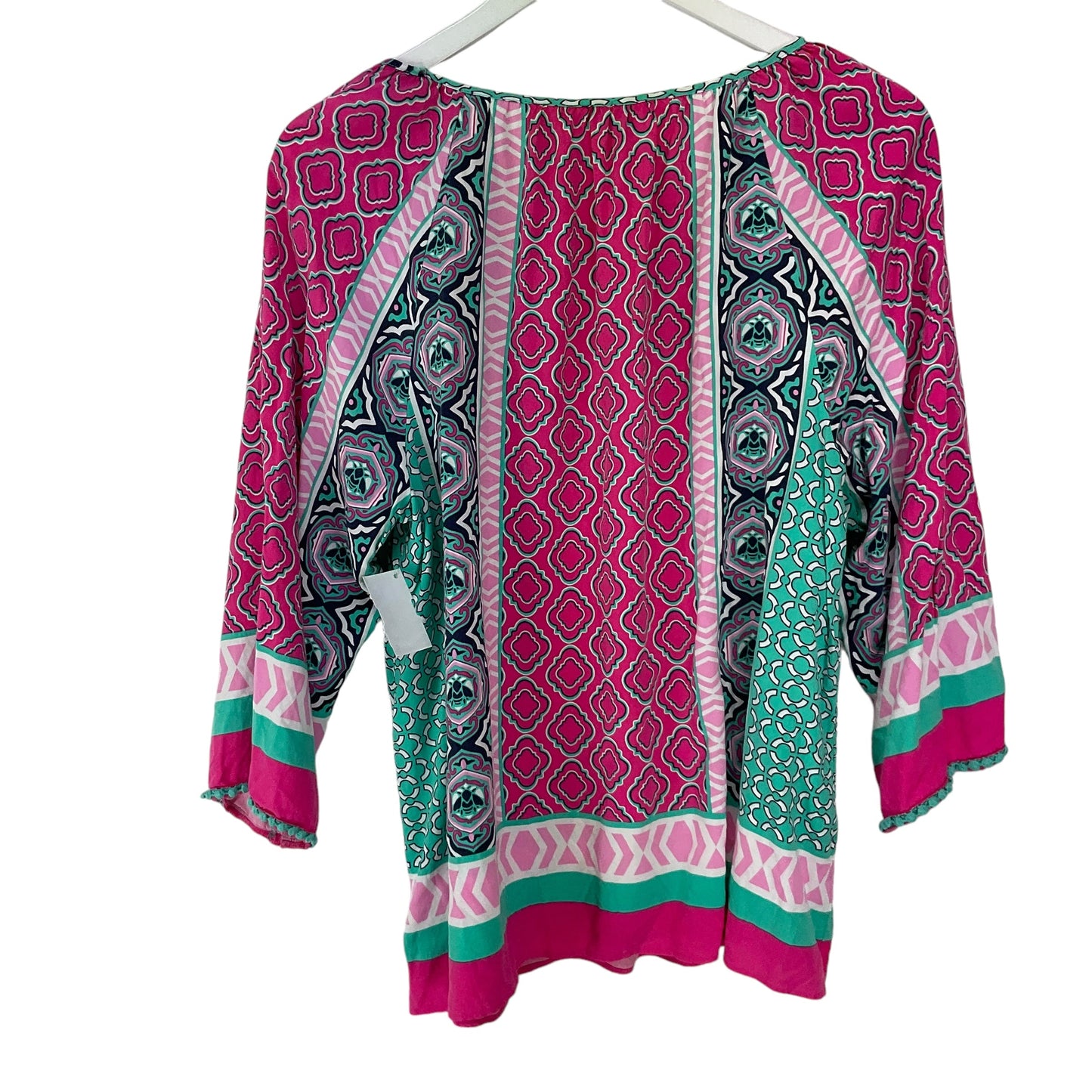 Top Long Sleeve By Crown And Ivy In Green & Pink, Size: L