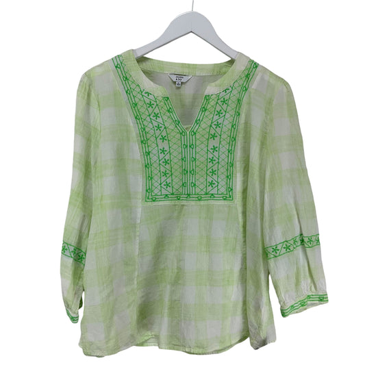 Top Long Sleeve By Crown And Ivy In Green, Size: Xl