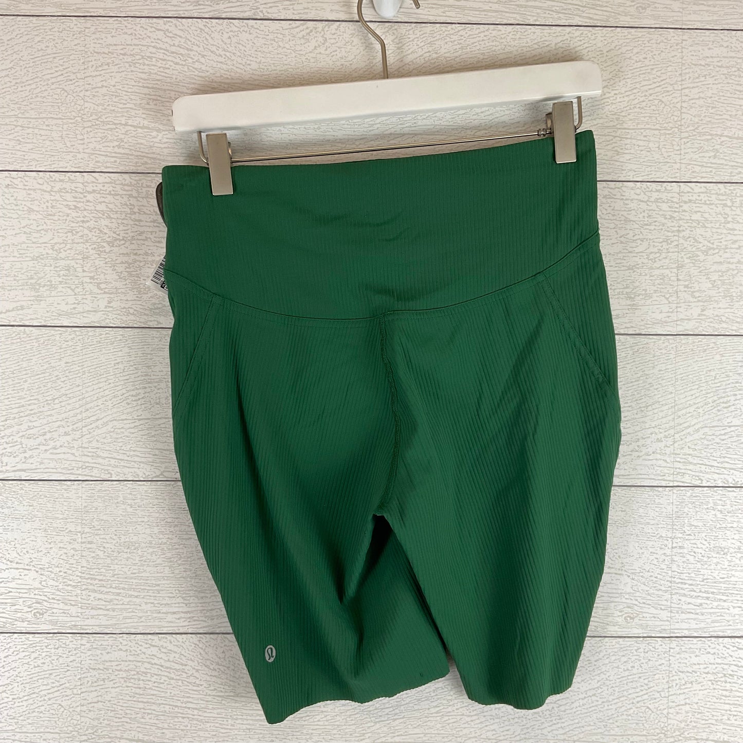 Athletic Shorts By Lululemon In Green, Size: 8