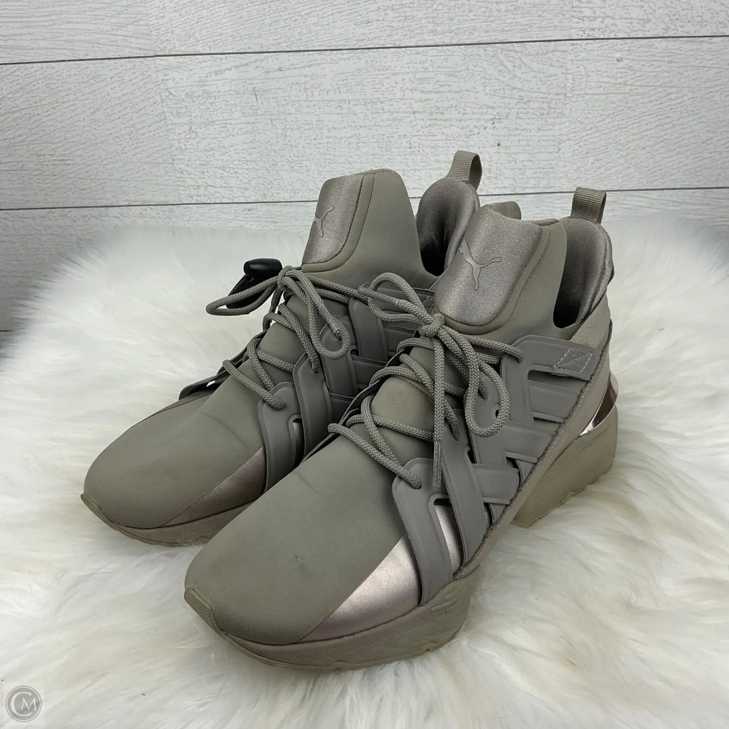 Shoes Athletic By Puma In Tan, Size: 9.5