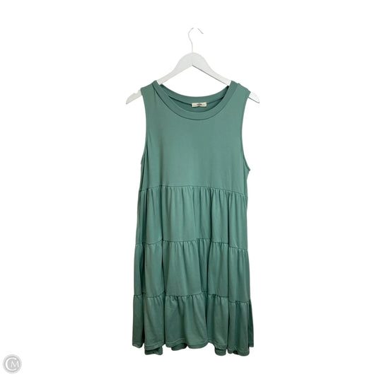 Dress Casual Short By Entro In Green, Size: M