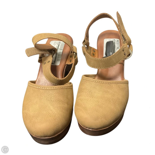 Shoes Heels Block By Boc In Tan, Size: 7