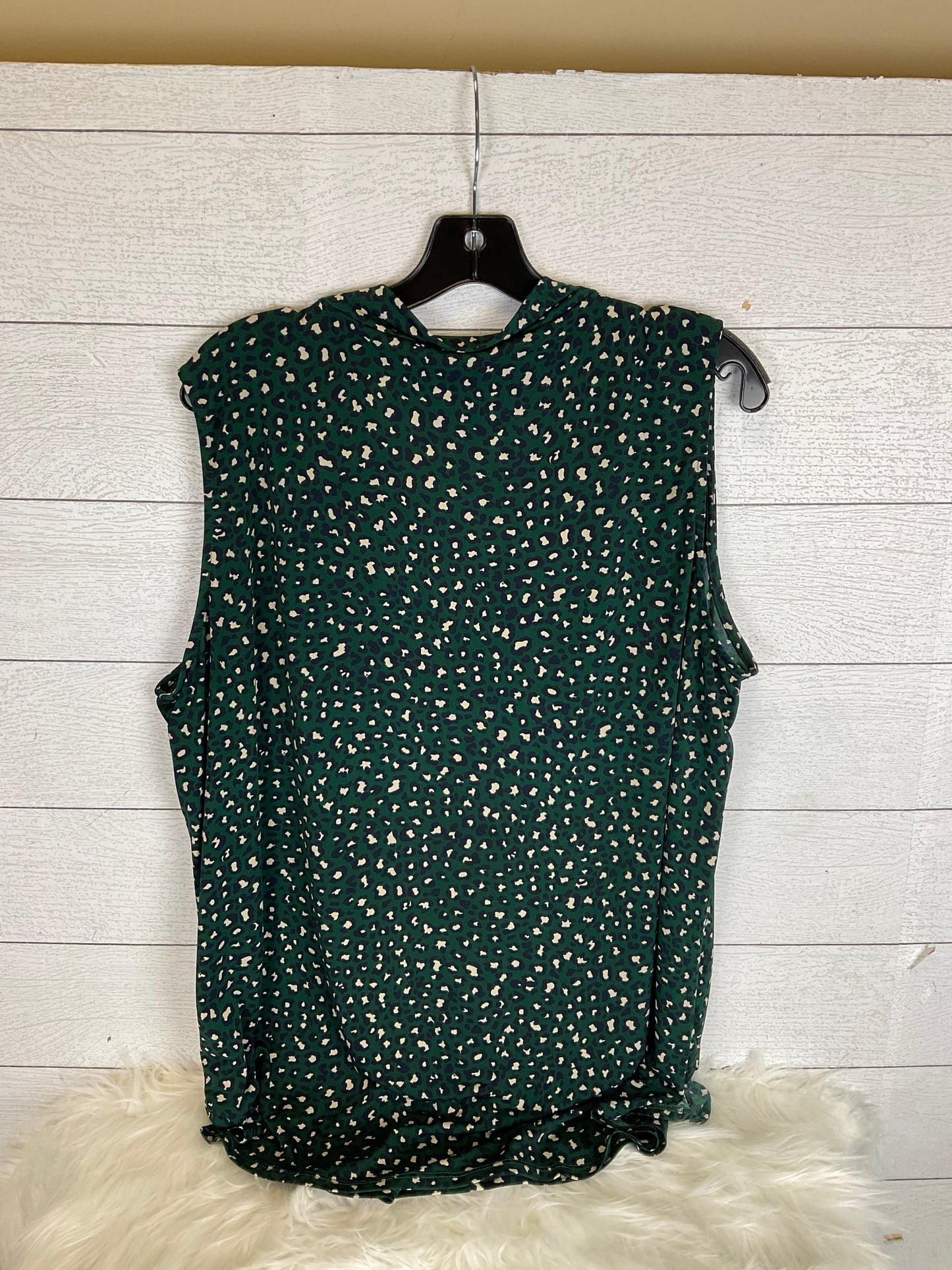 Green Top Sleeveless Clothes Mentor, Size 3x