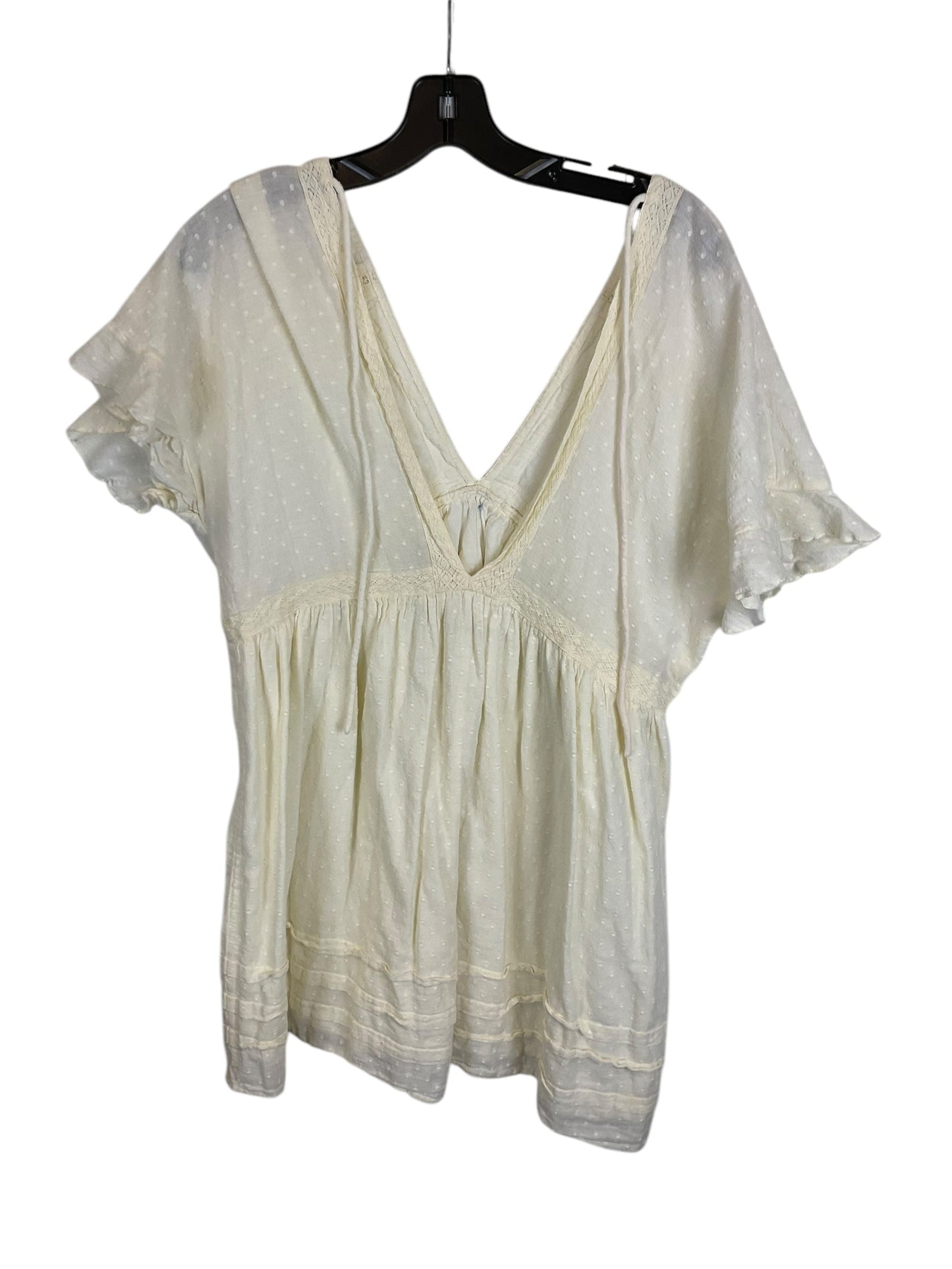 Dress Casual Short By Urban Outfitters In Cream, Size: M