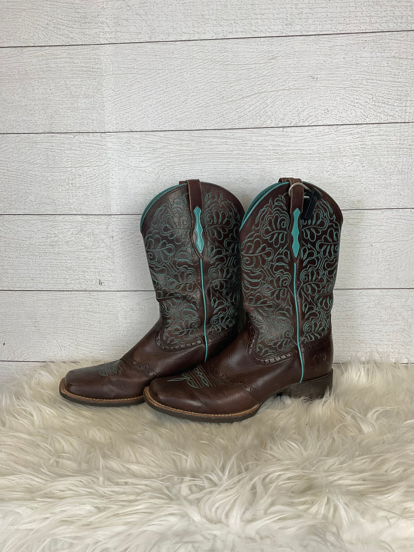 Boots Western By Ariat In Brown, Size: 9