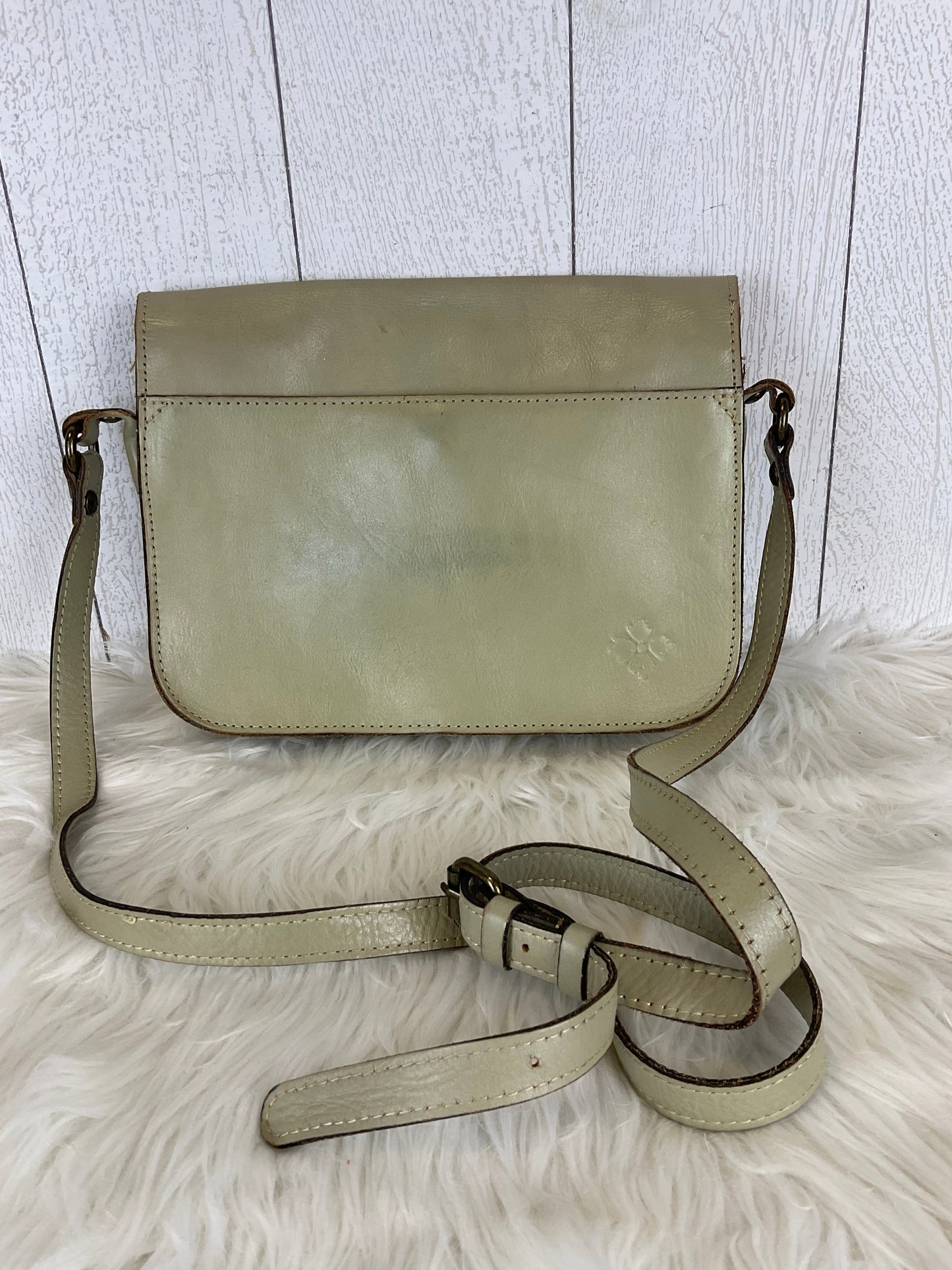 Crossbody Designer Patricia Nash, Size Small