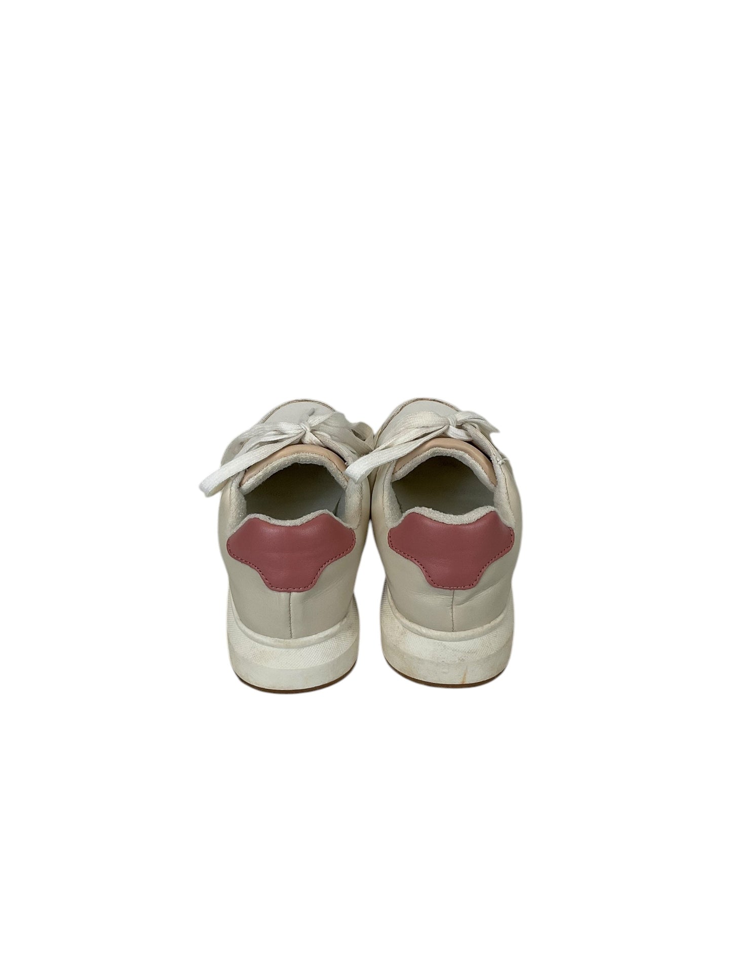 Shoes Sneakers By Universal Thread In White, Size: 8