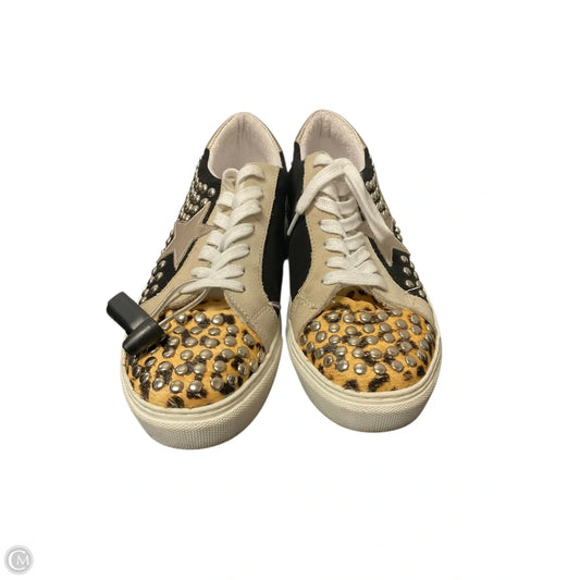 Shoes Sneakers By Steve Madden In Black & Grey, Size: 9