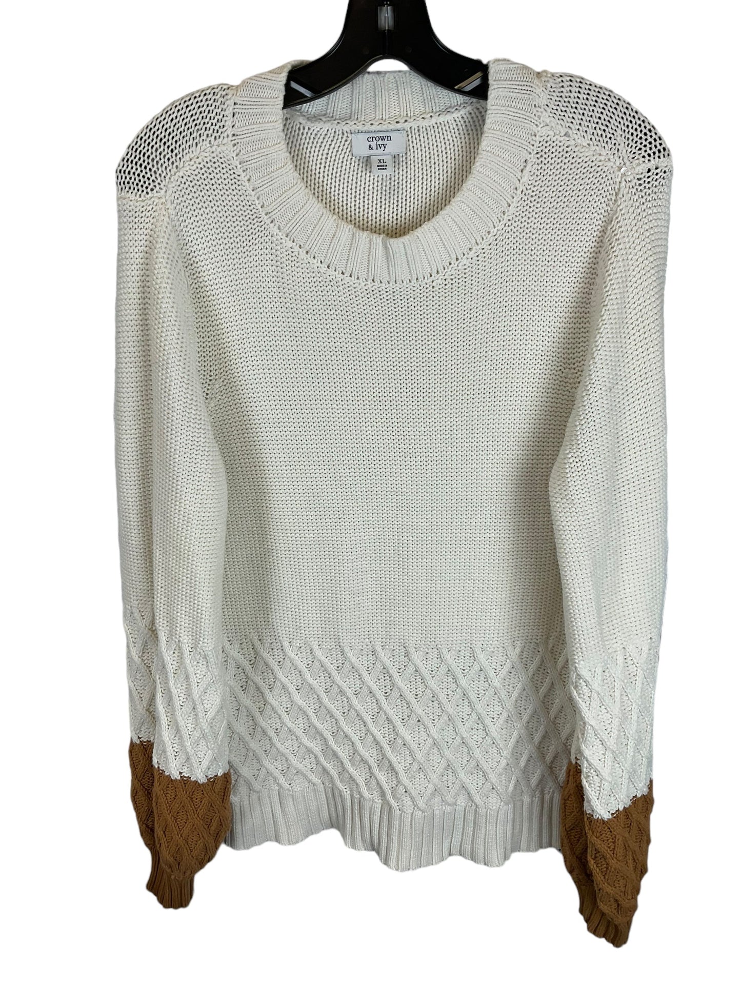 Sweater By Crown And Ivy In Cream, Size: Xl