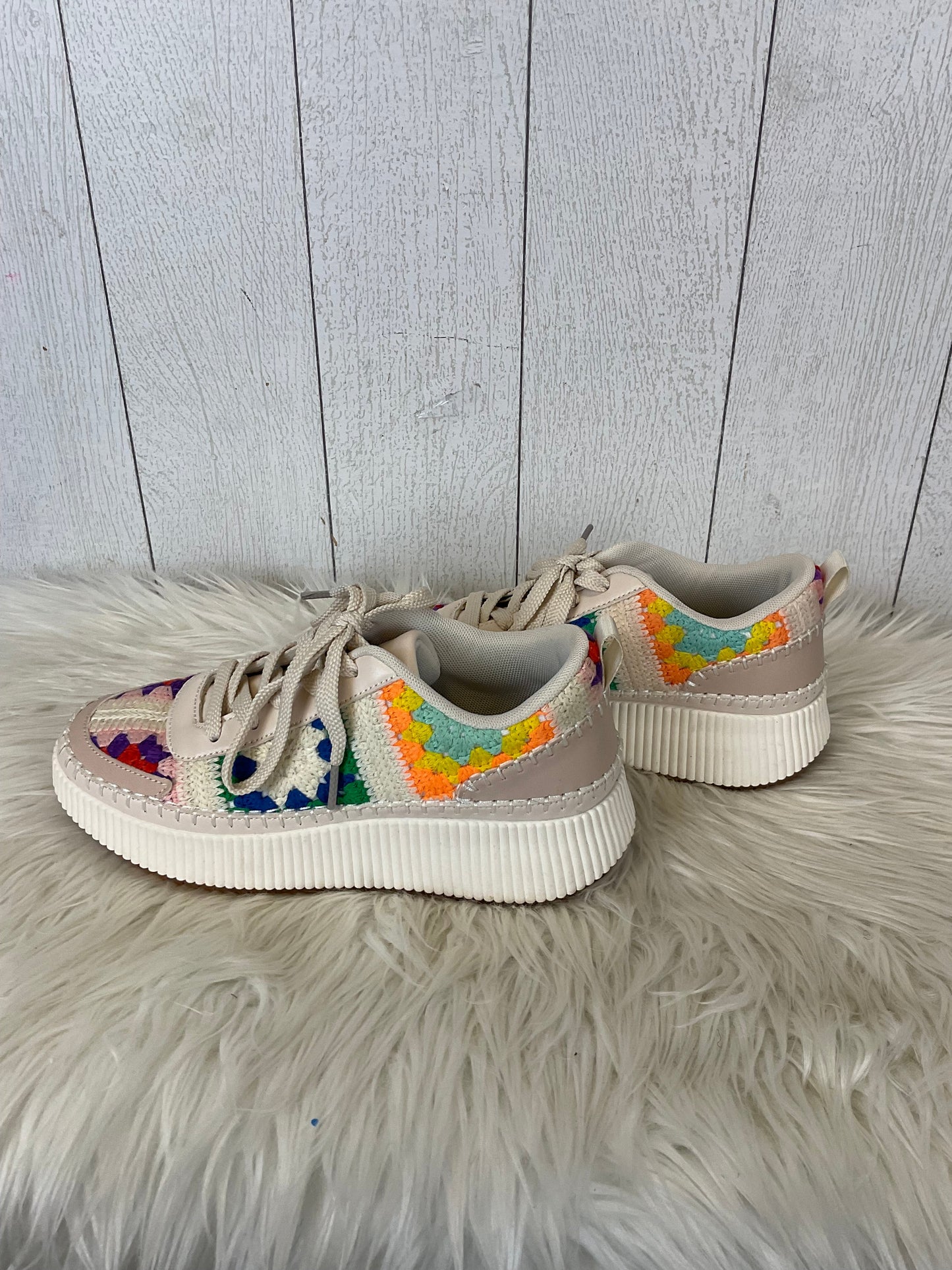 Shoes Sneakers By Fashion Nova In Multi-colored, Size: 9