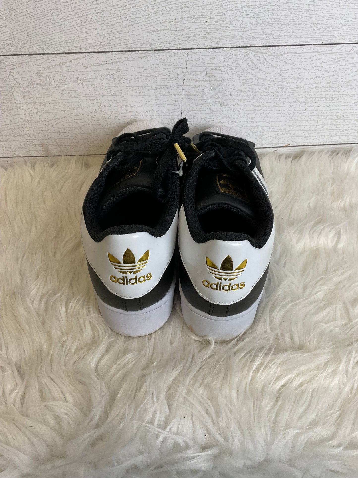 Shoes Sneakers By Adidas In Black & White, Size: 9.5