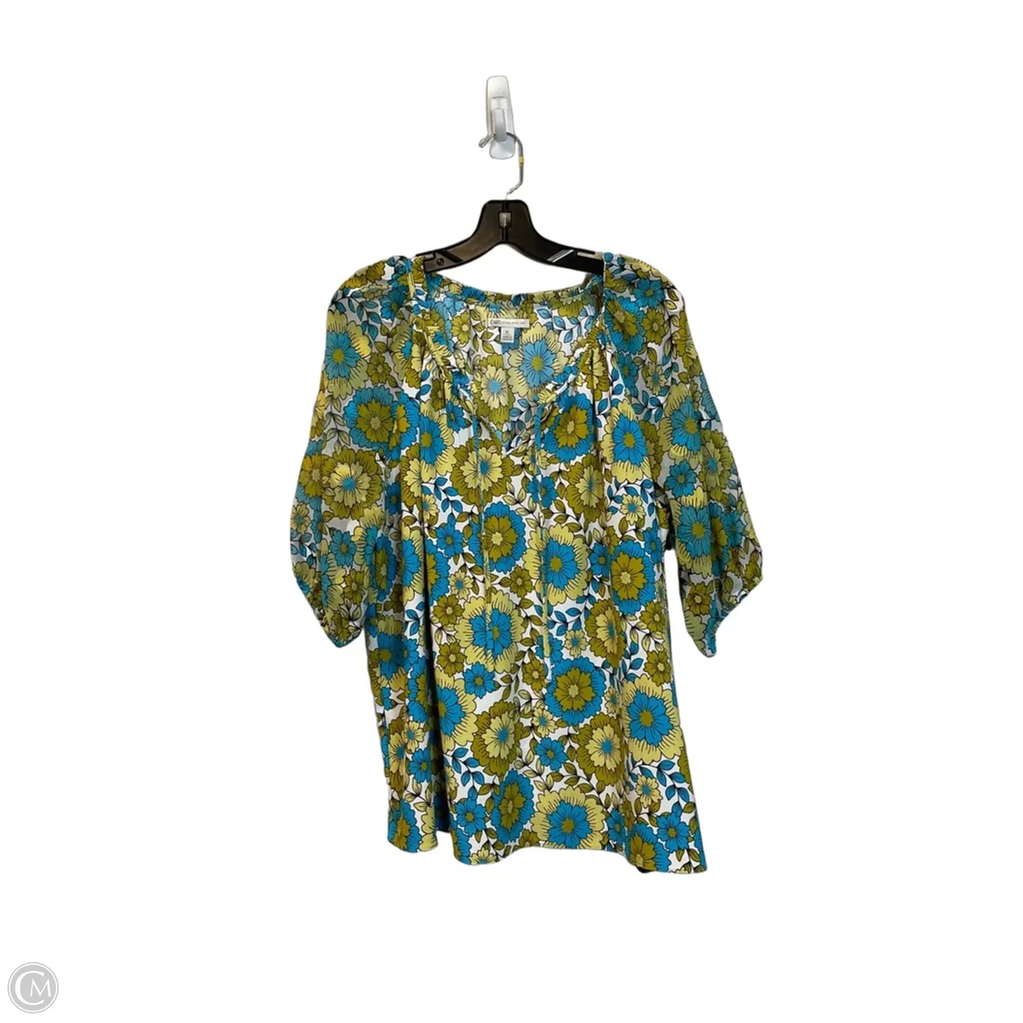 Top Short Sleeve By Cato In Floral Print, Size: Xl