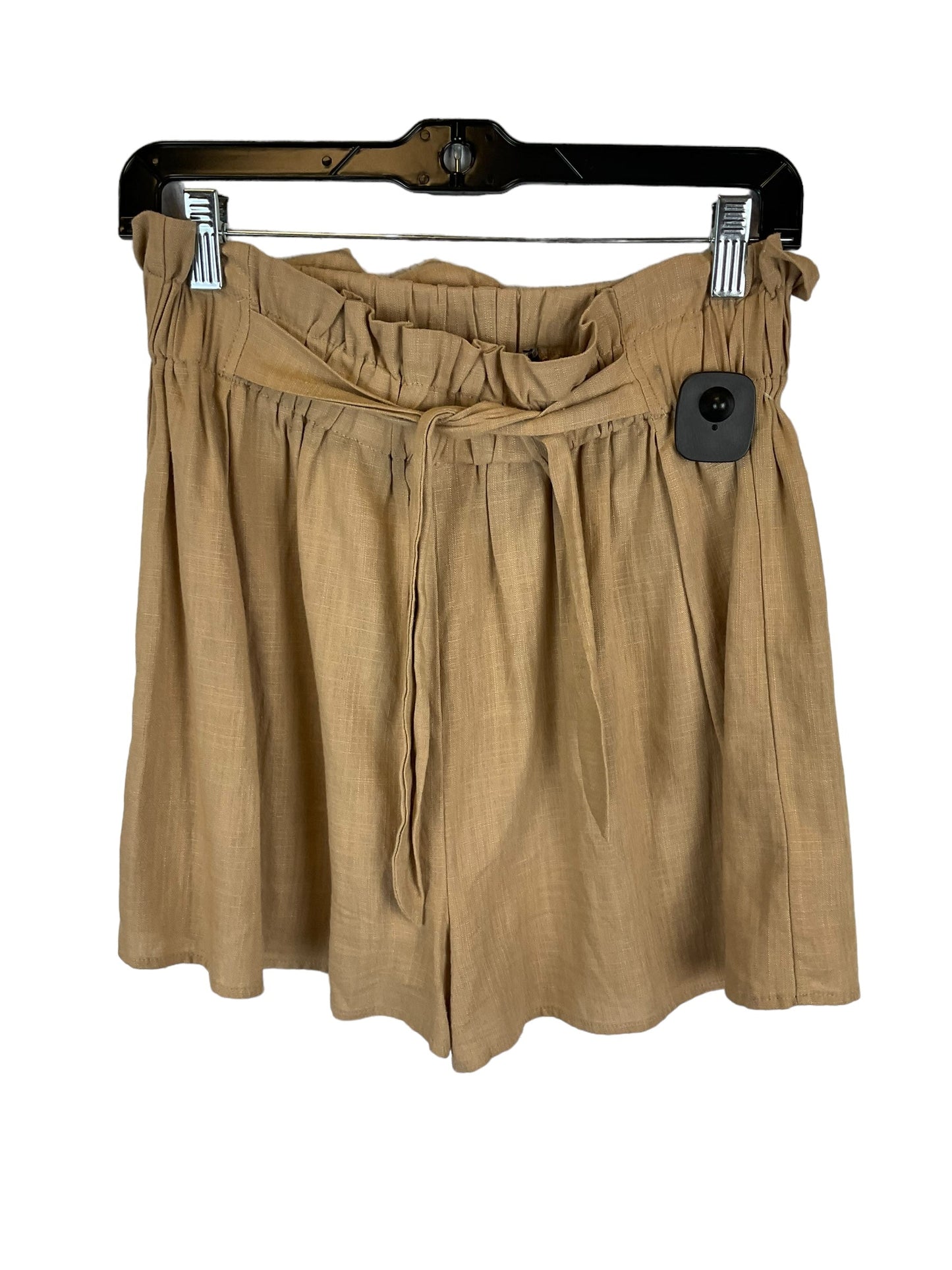 Tan Shorts Aakaa, Size M