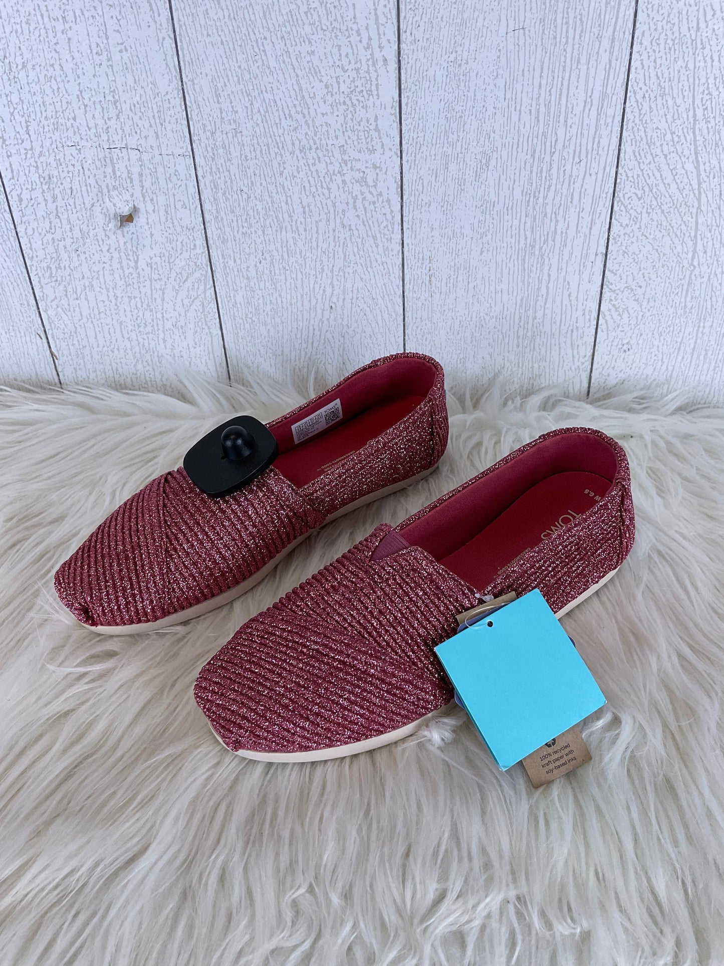 Shoes Flats By Toms In Pink, Size: 6.5