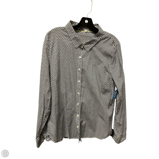 Top Long Sleeve By Crown And Ivy In Striped Pattern, Size: L