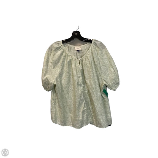 Top Short Sleeve By Universal Thread In Green, Size: L