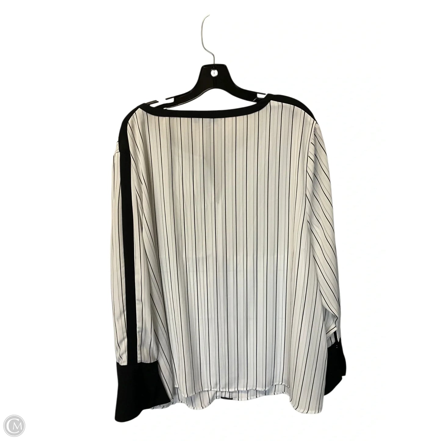 Top Long Sleeve By Limited In Black & White, Size: 3x