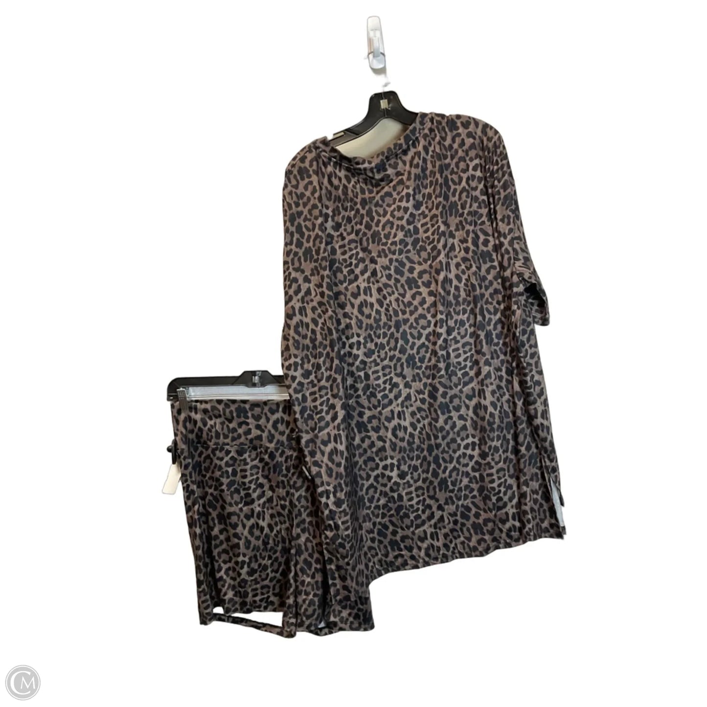 Shorts Set By Clothes Mentor In Animal Print, Size: 3x