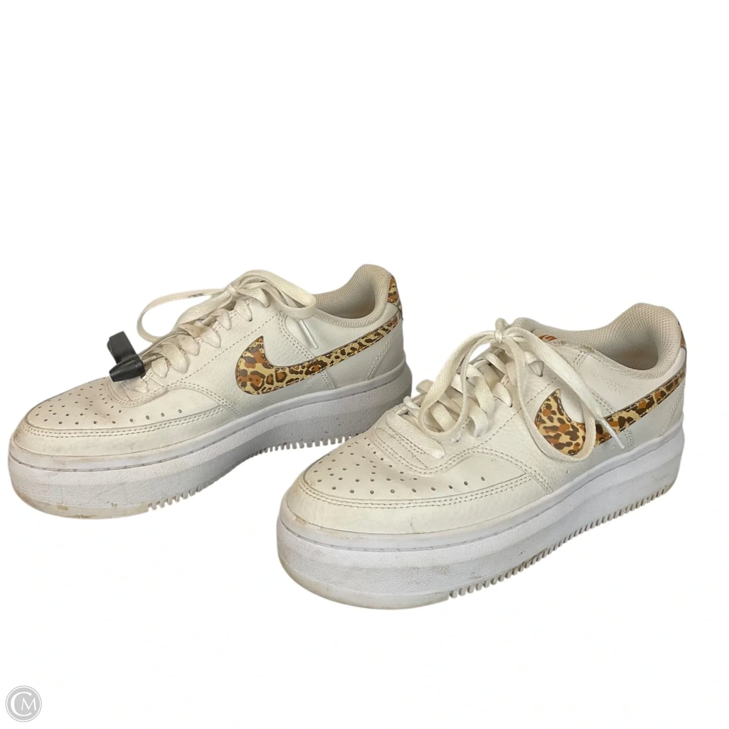 Shoes Athletic By Nike In White, Size: 9