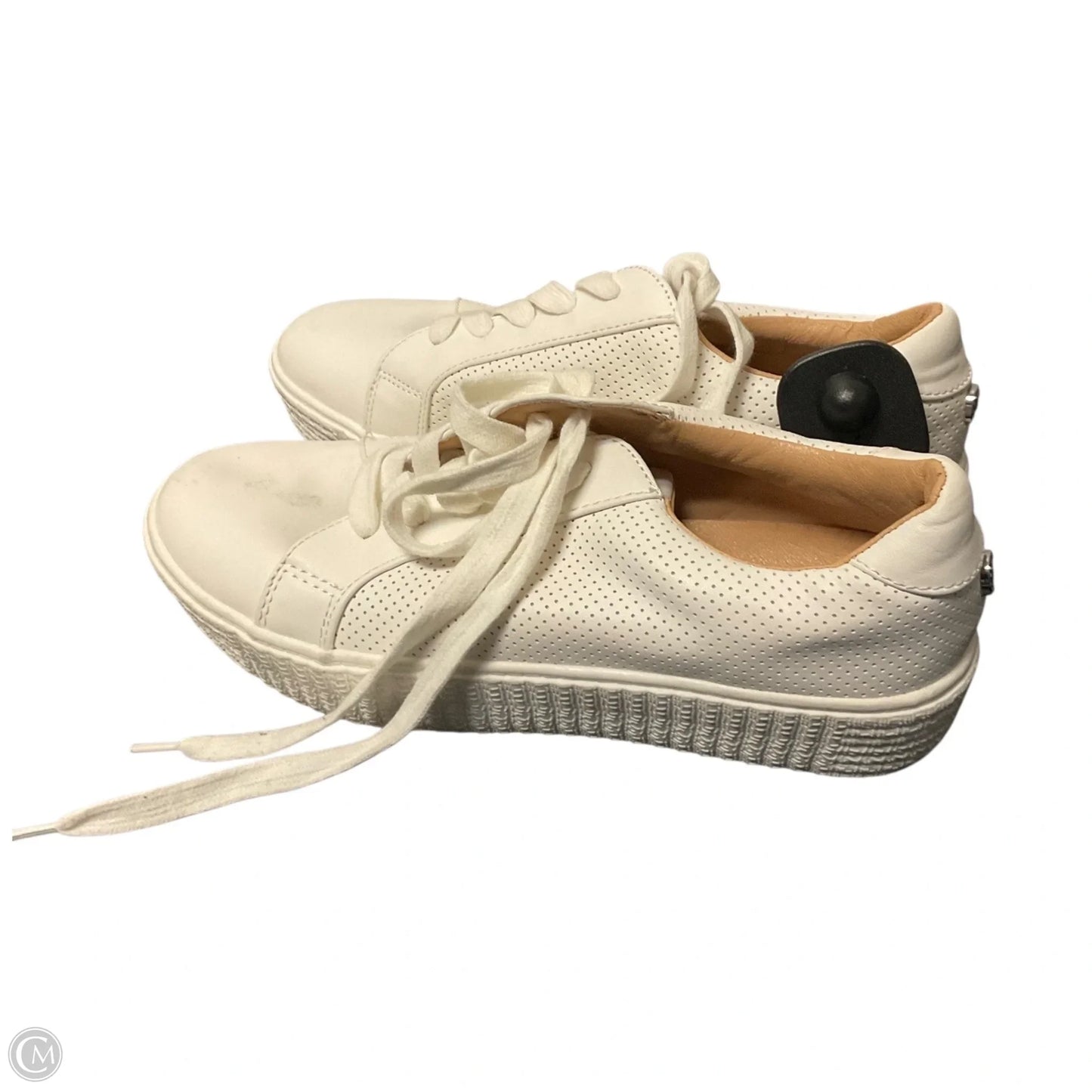 Shoes Sneakers By Steve Madden In White, Size: 7