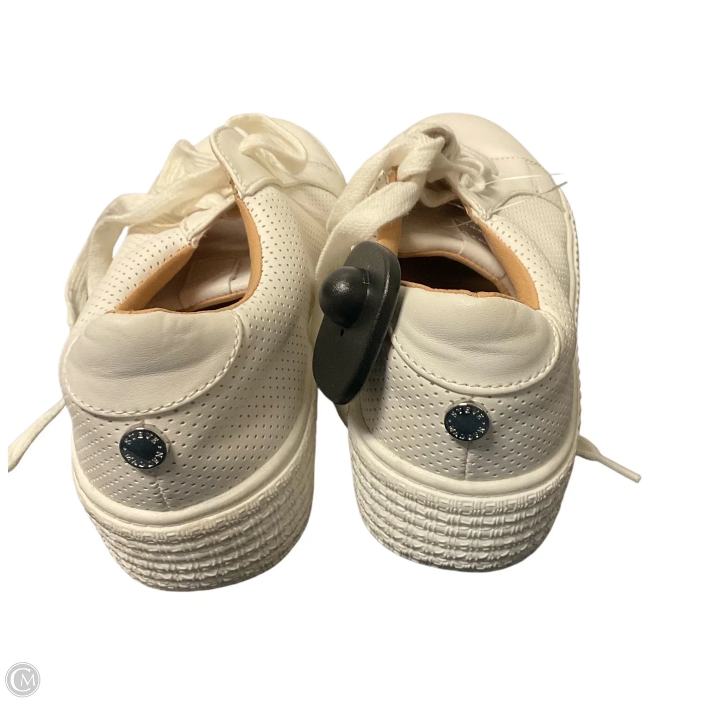 Shoes Sneakers By Steve Madden In White, Size: 7