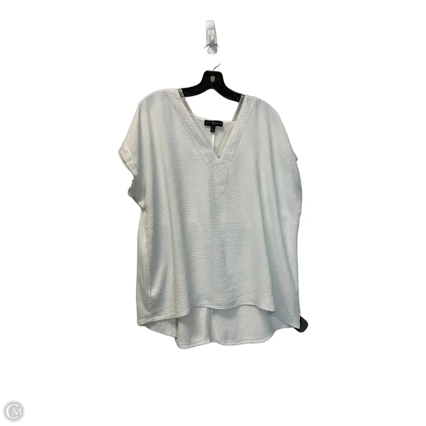 Top Short Sleeve By Fred David In White, Size: 1x