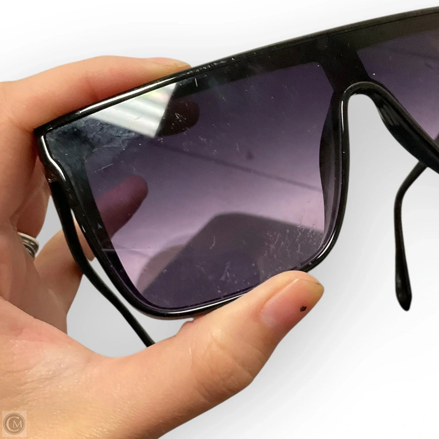 Sunglasses By Quay, Size: Medium