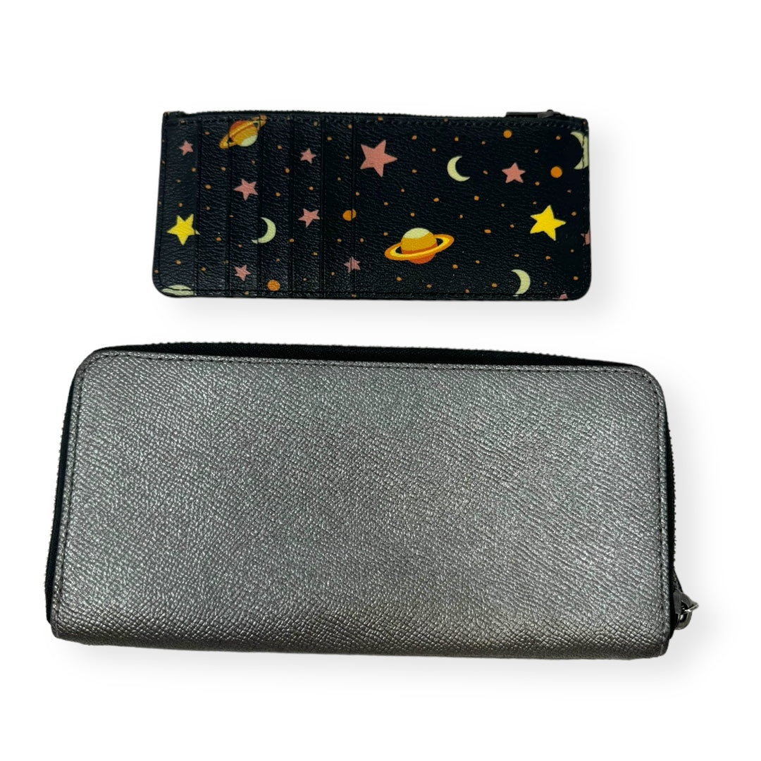 Planet Wallet Designer Coach, Size Large