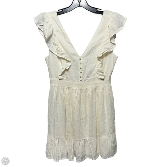Top Sleeveless By Vici In Cream, Size: M