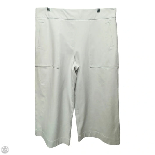 Pants Cropped By Spanx In White, Size: 1x